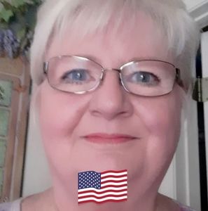 Meet your Posher, Pamela